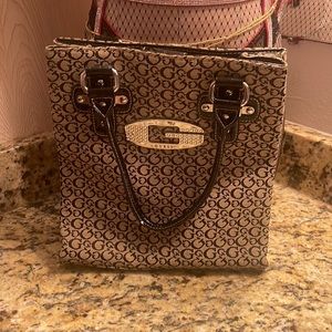 Guess purse